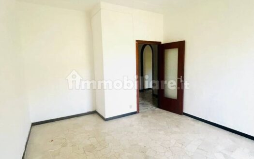 ADIACENZE VIA CALDA – 6 VANI CON PARCHEGGIO